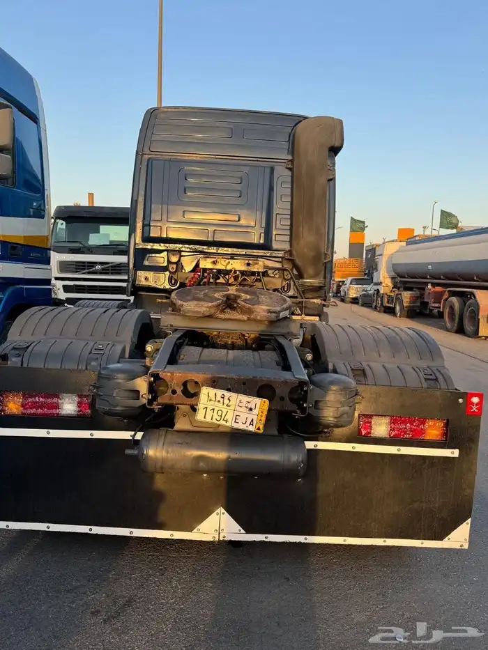 2 راس تريلا للبيع 1