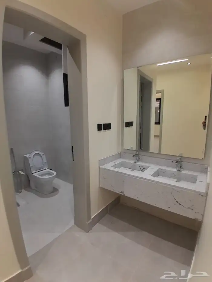 للبيع دور ارضي كبير بمدخل سيارة 6غرف بسعر 550الف بمخطط 3 14