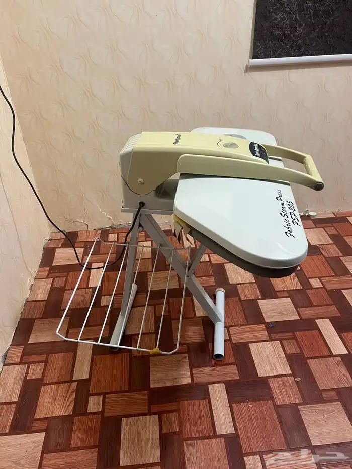 مكوى ملابس 1