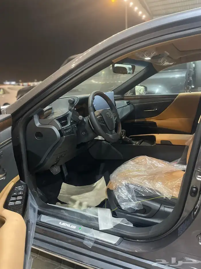 لكزس CC 350 فل كامل 2025 سعودي 5