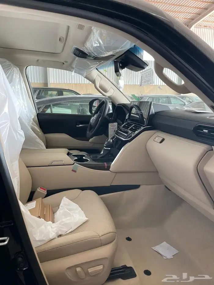 لاندكروزر جكسار GXR L4 2025 7