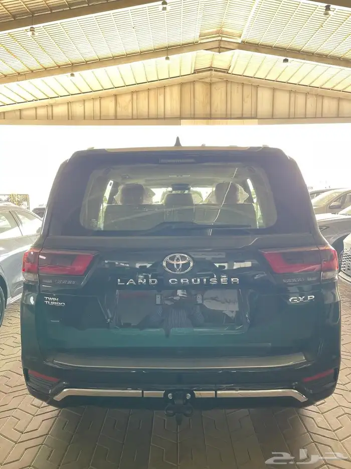 لاندكروزر جكسار GXR L4 2025 11