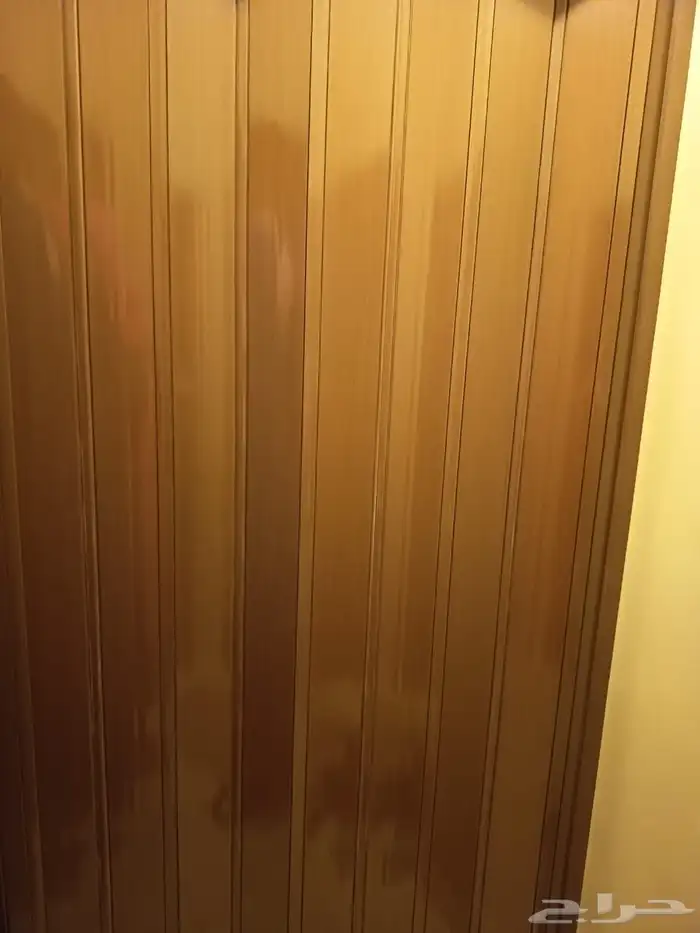 بابين متحرك نضيف وجديد استخدام نضيف مره 2