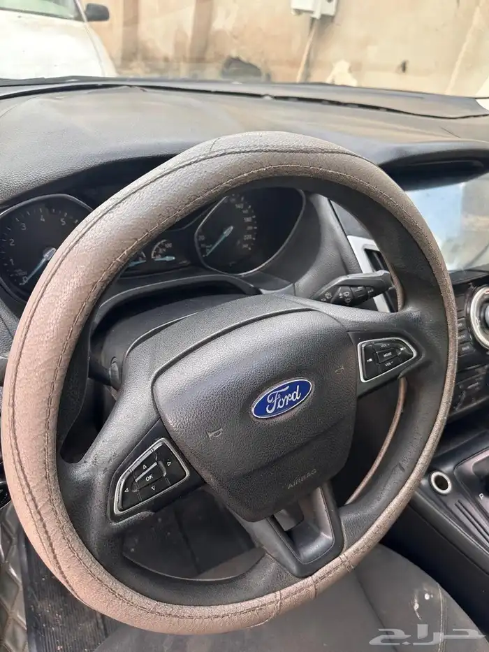 Ford Focus 2015 for sale in good condition 4