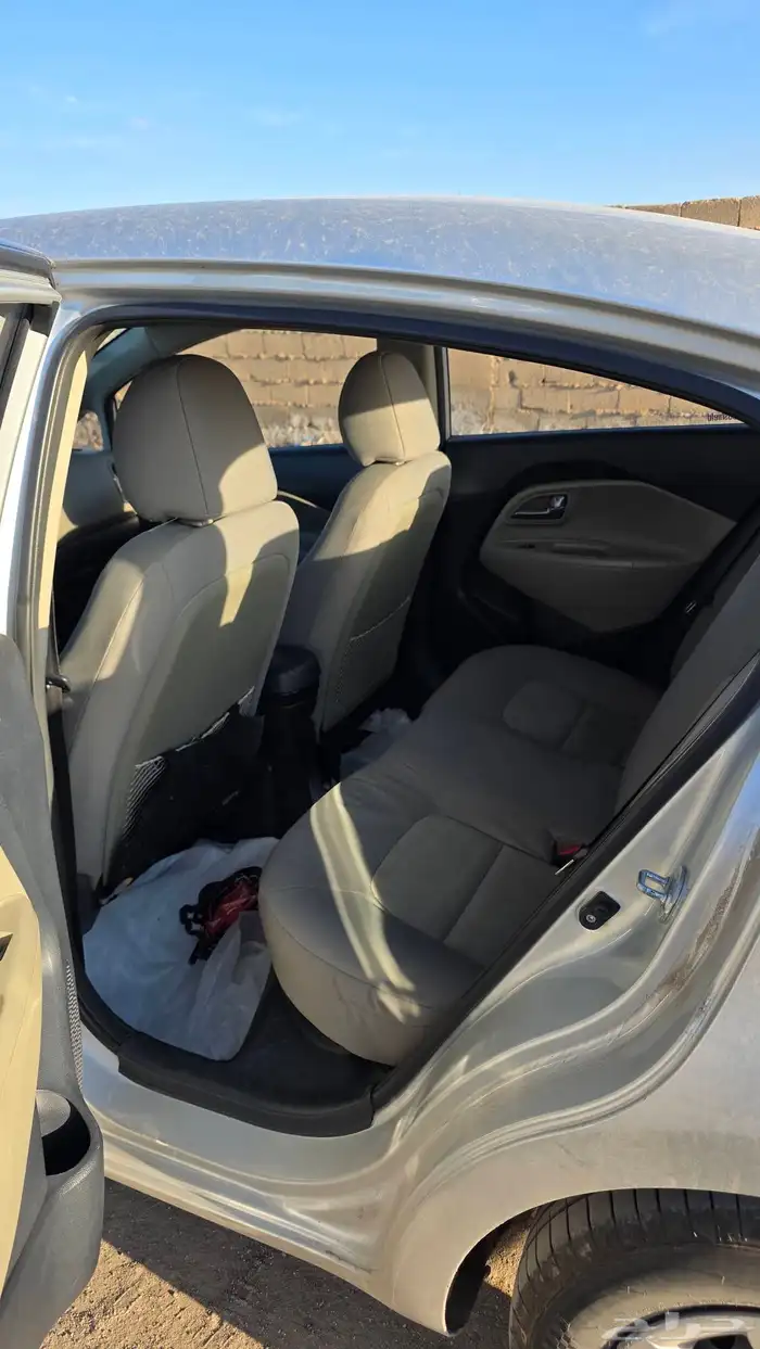 كيا ريو 2017 نظيفة جدا 6