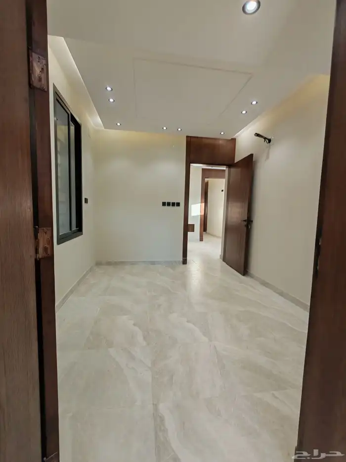 للبيع بأبها حي البديع شقه دور ارضي بمدخل مستقل من 490 الف 6