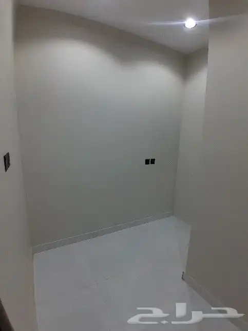 للبيع روف علوي مع ملحق تشطيب راقي 8غرف بحي قرطبة المحاله 20