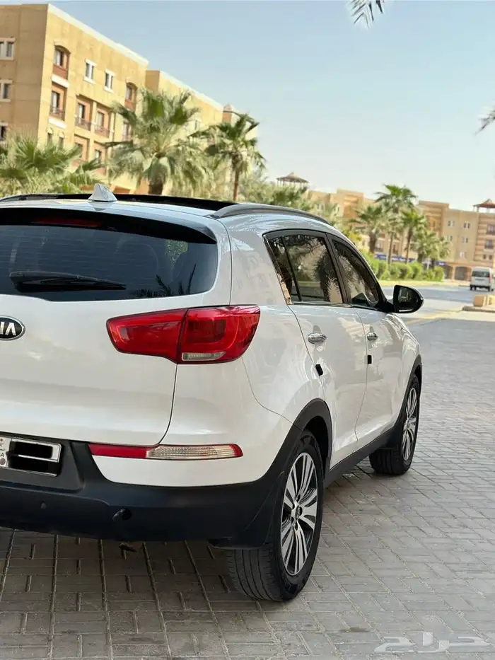 كيا سوبر تاج 2014 1