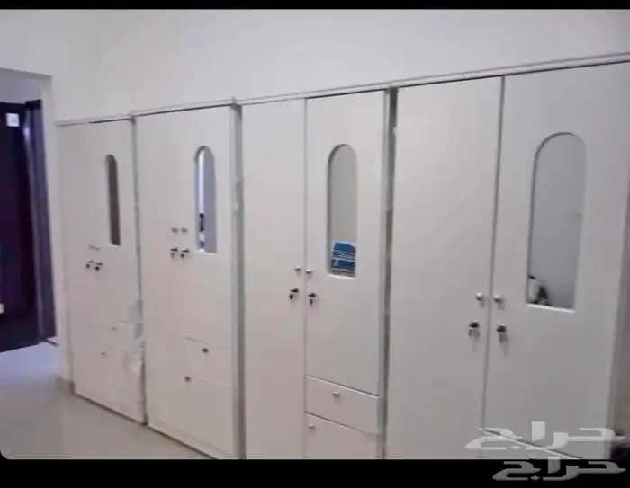 دولاب ملابس خشب متين 2