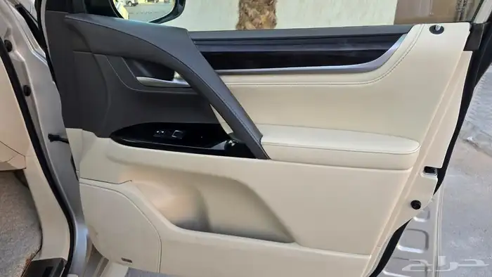 لكزس 2017 - LX570 12