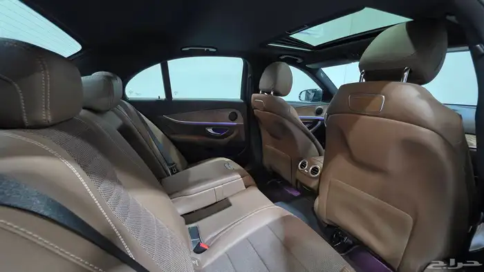 مرسيدس E200 2021 16