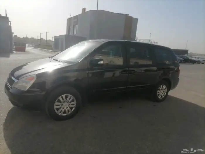 كيا كرنفال للبيع 2011 3