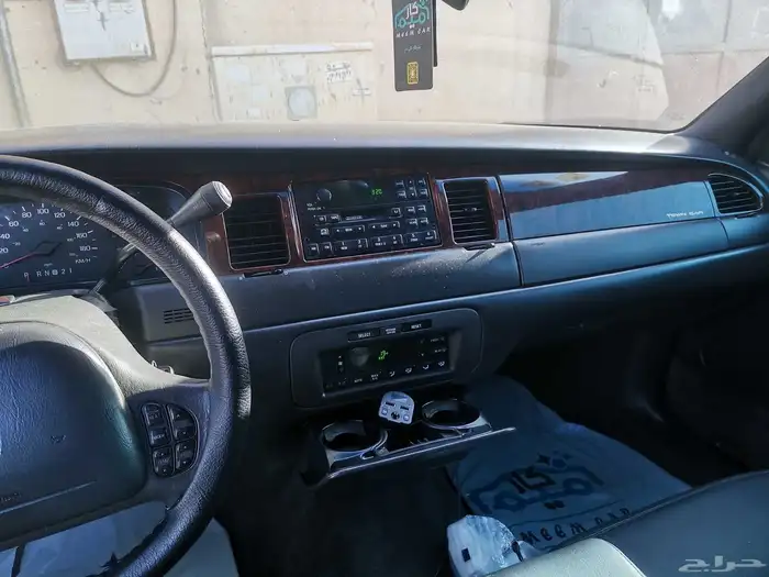 لينكون تاون كار 1998 22