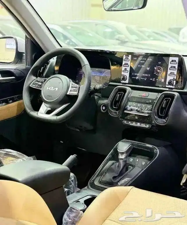 كيا سونيت فل كامل فتحه سقف موديل 24 كاش وتقسيط 6