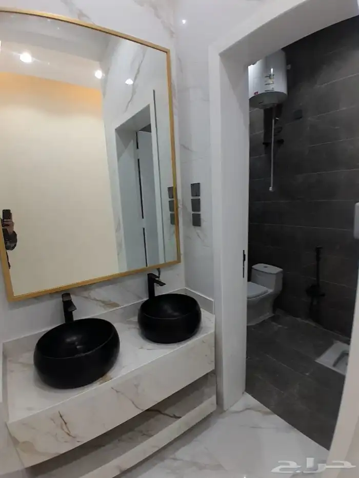 للبيع شقه دور ارضي بمدخل سيارة تشطيبات فاخره ف مخطط 3 10