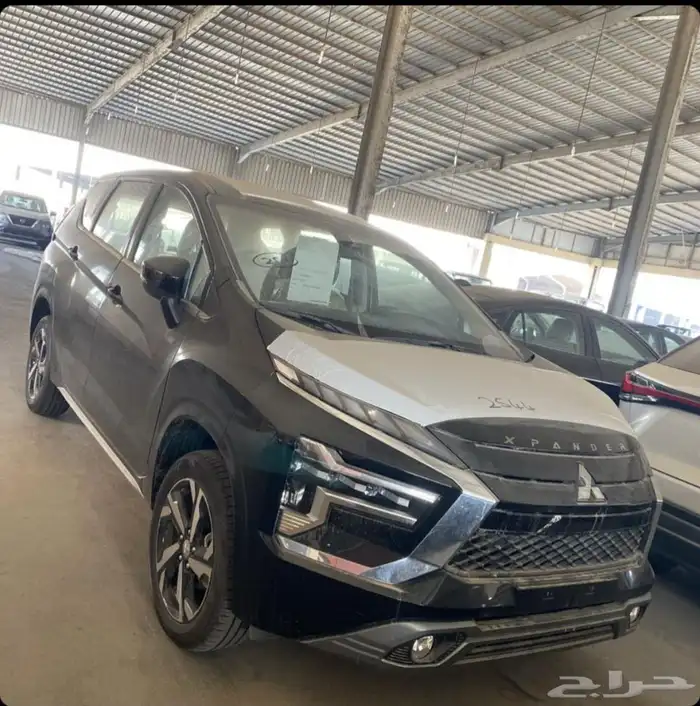 ميتسوبيشي اكسباندر 2025 كروس فل كامل وهاي لاين 8