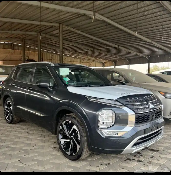 ميتسوبيشي اوتلاندر بريميوم فل كامل2025 ب اسعار منافسة وقوية 0