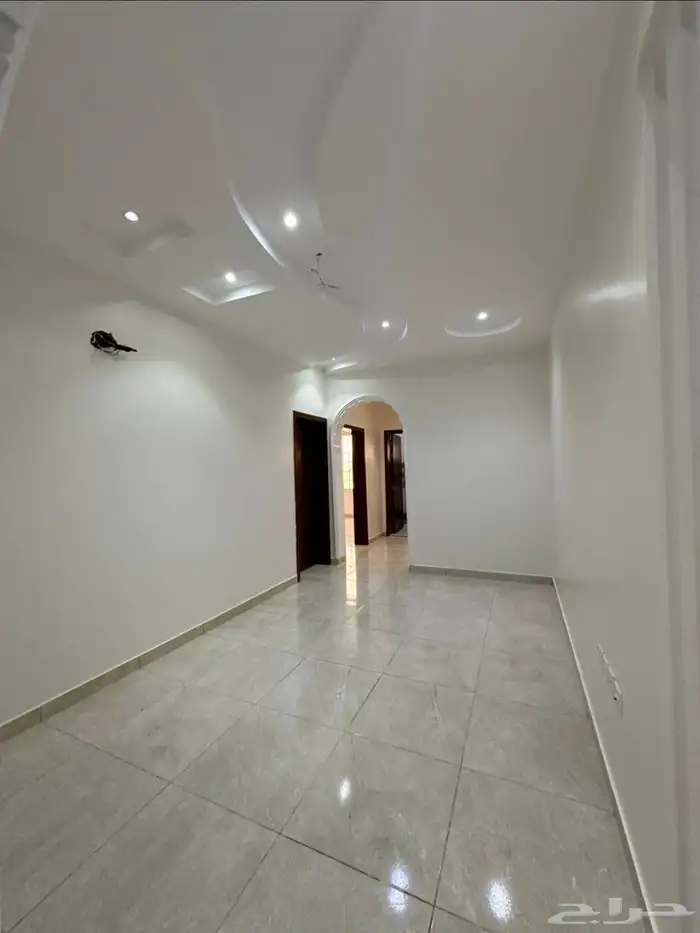 شقة فاخرة من 4 غرف ومدخلين واجهة شمالية 3