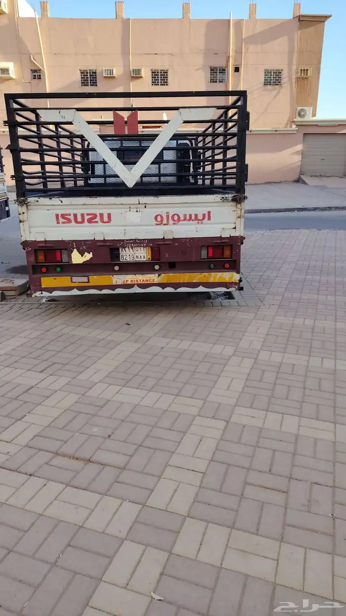 دينا ايسوزو 4متر ونص موديل 2022نظيفه 2