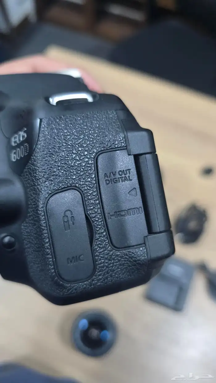 كاميرا كانون Canon 600D مع 3 عدسات (18-55 50mm 10-22) 2