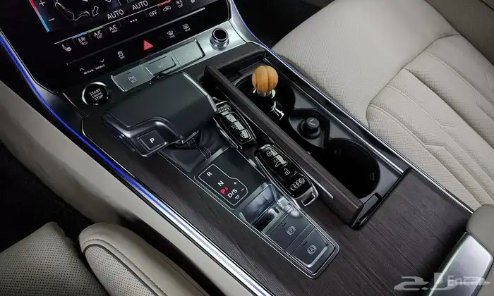 A6 45 TFSI quattro premium 2025 8