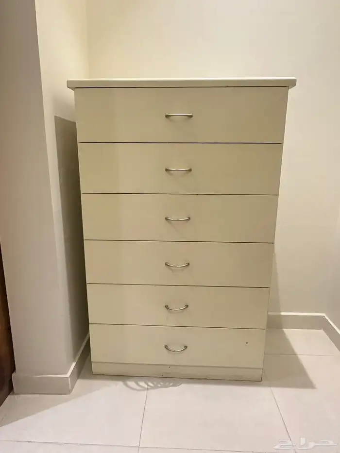 دولابين فقط مع شفنيره 1