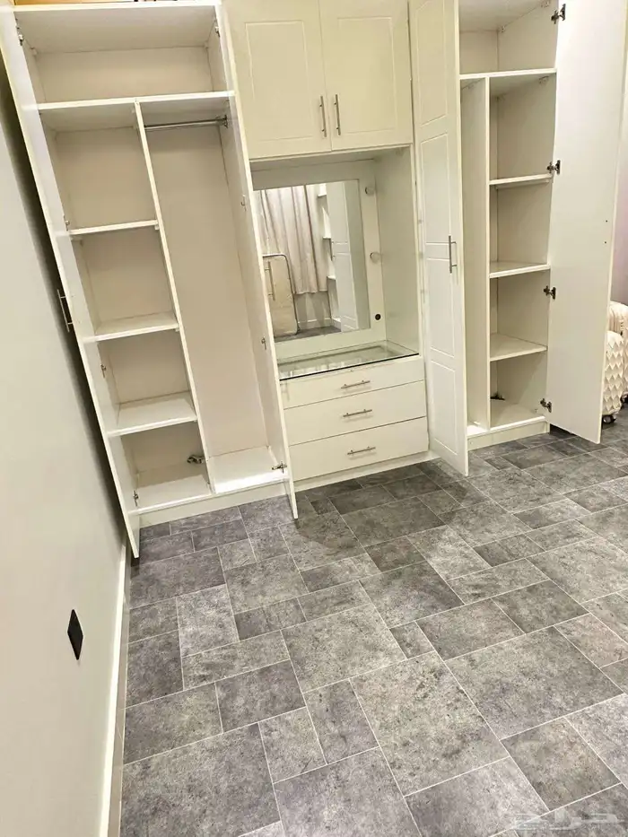 دولابين فقط مع شفنيره 2