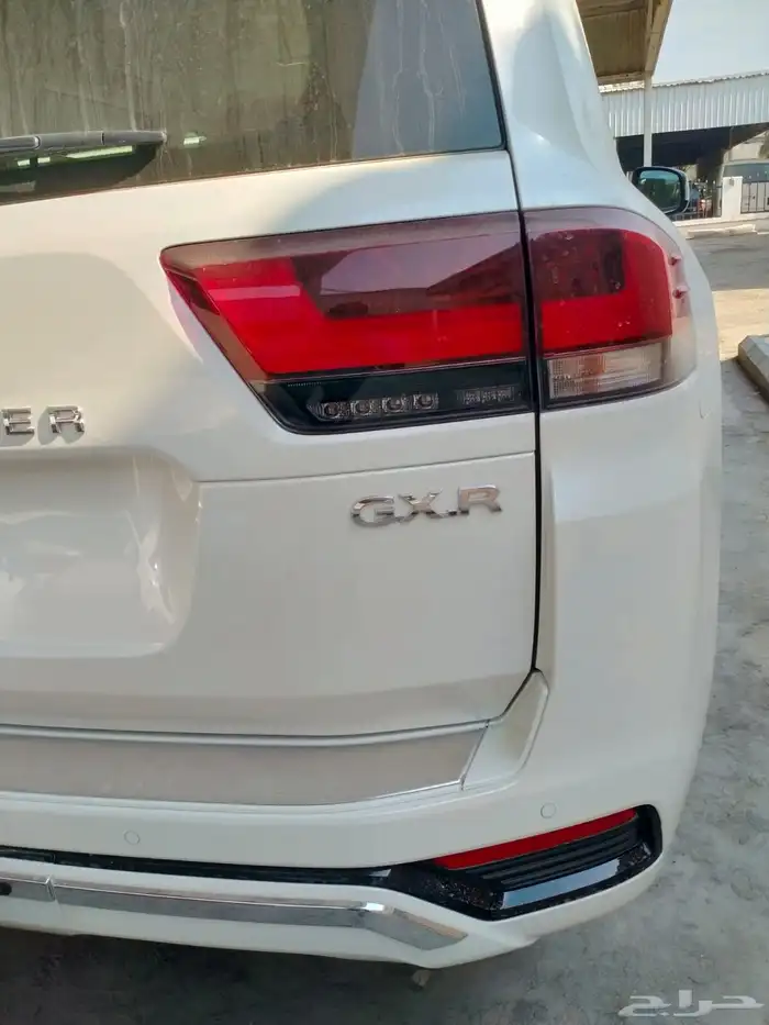 لاند كروزر 3 بنزين ابيض 7