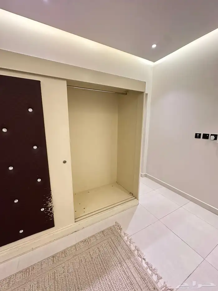 دولابين فقط مع شفنيره 4