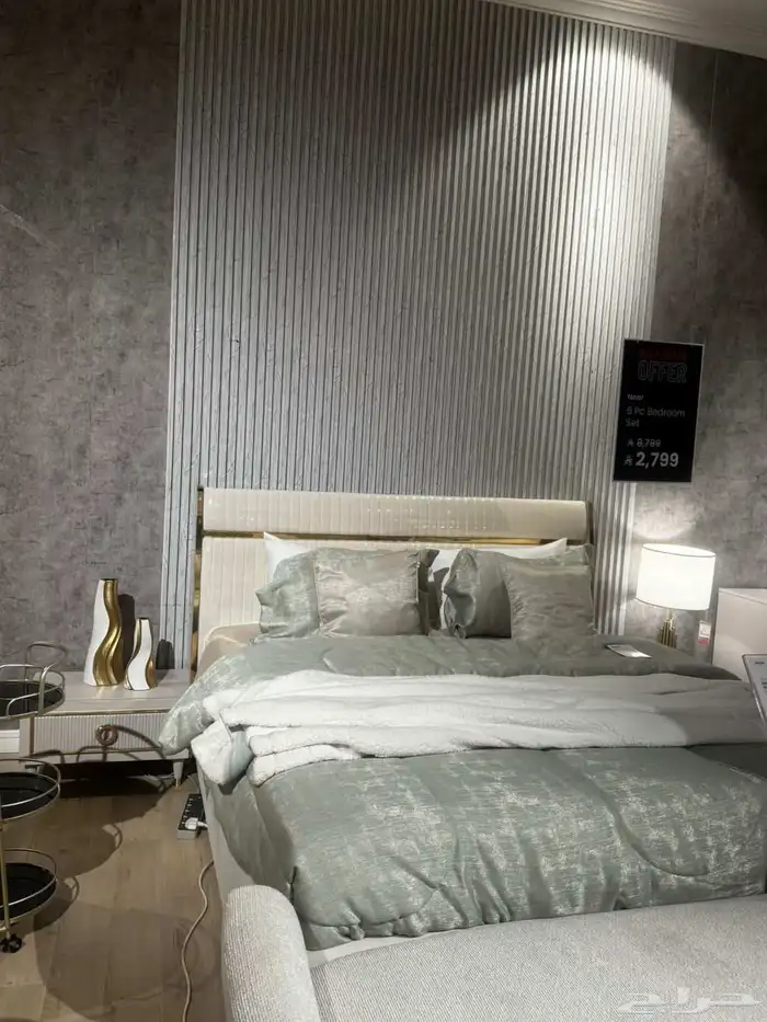 طقم غرفة نوم كلاسيك 8 قطع جديد بان هوم 44