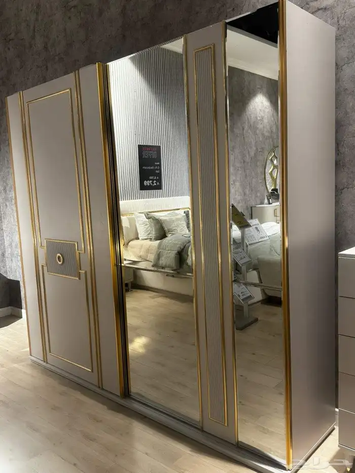 طقم غرفة نوم كلاسيك 8 قطع جديد بان هوم 42