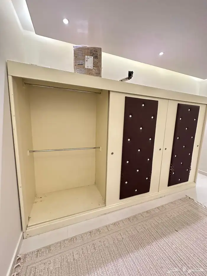 دولابين فقط مع شفنيره 7