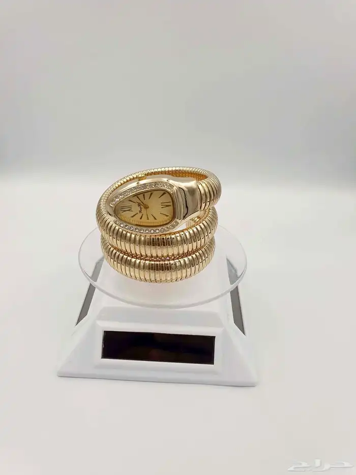 ساعات نسائيه شكل الثعبان 10