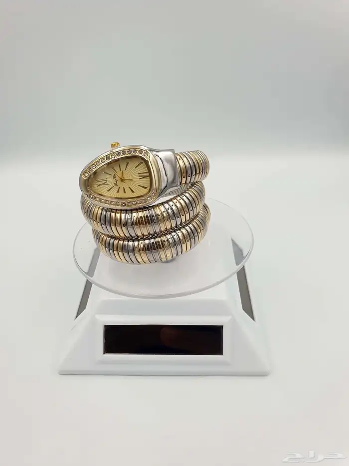 ساعات نسائيه شكل الثعبان 2