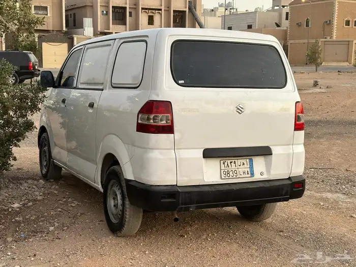 باص سيوزوكي 2