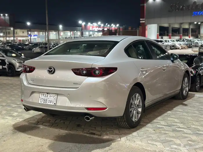 مازدا 3 2025 شبه الجديد 5