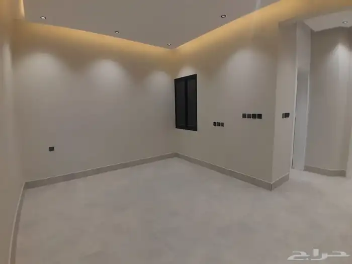 للبيع شقه دور ثاني مع سطح المصعد شغل بالمحاله بسعر 520الف 16