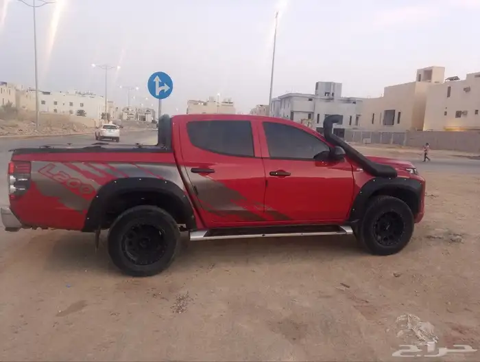ميتسوبيشي L200 اتوماتيك ديزل دبل 1