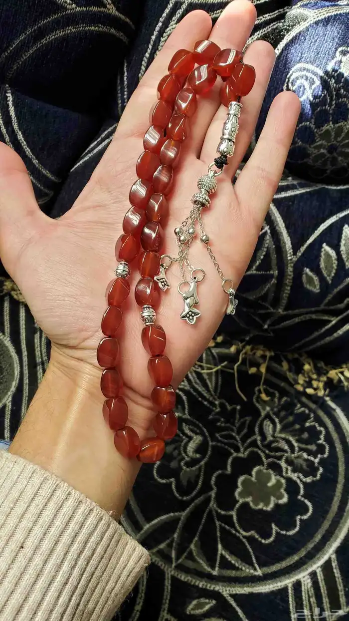 سبح عقيق يمني طبيعي واصلي وعلى الشرط 0