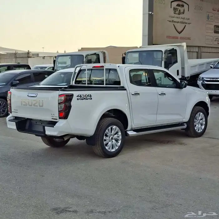 ايسوزو ديماكس 2025 LS تنفس طبيعي السعر 128500شامل الضريبه 4