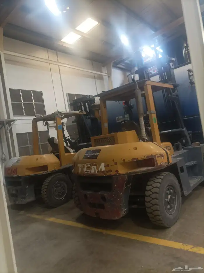 ايجار رافعات شوكيه وكرينات وسيزرلفت للايجار الشهري واليومي 1