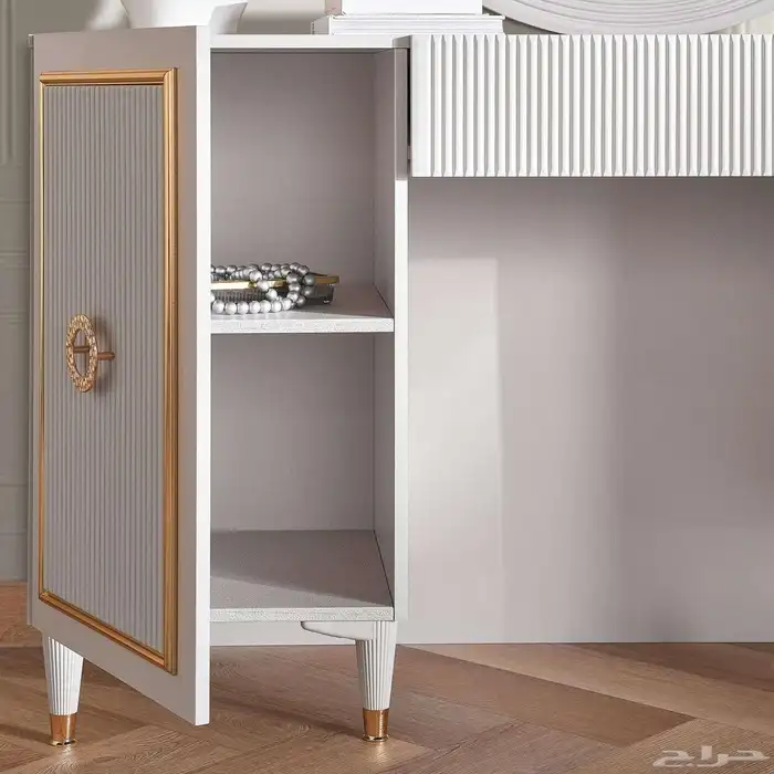 طقم غرفة نوم كلاسيك 8 قطع جديد بان هوم 22