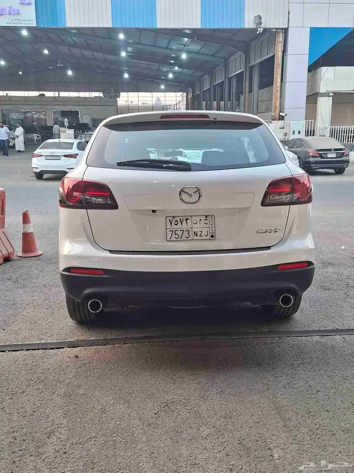 مازدا CX9 فل كامل مكينه جير شاص مشروط شرط البودي فيه كبوت ر 4