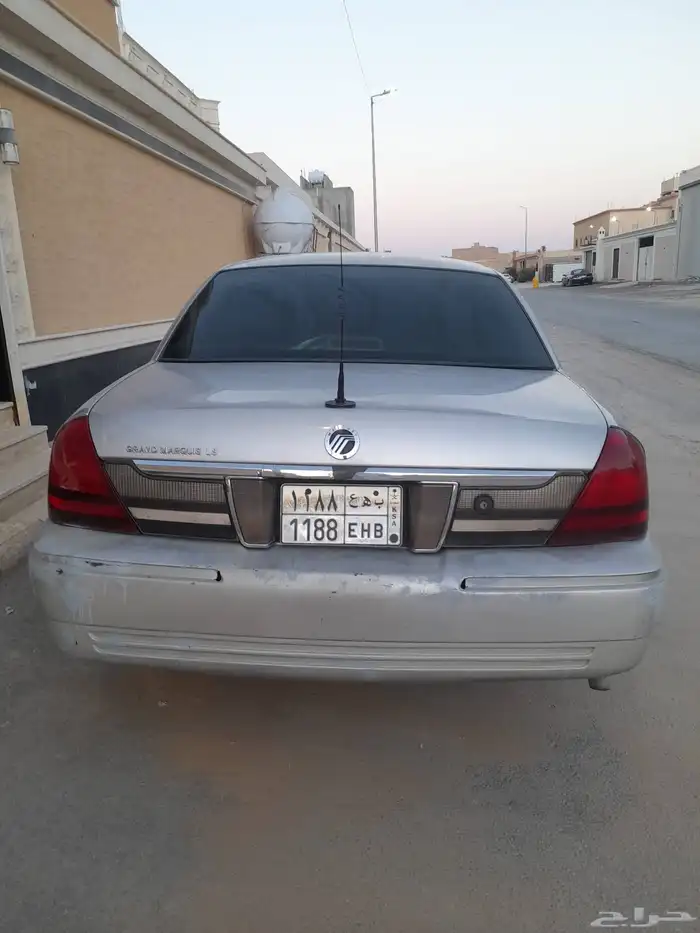 فورد ماركيز 2010 في الخرج 5