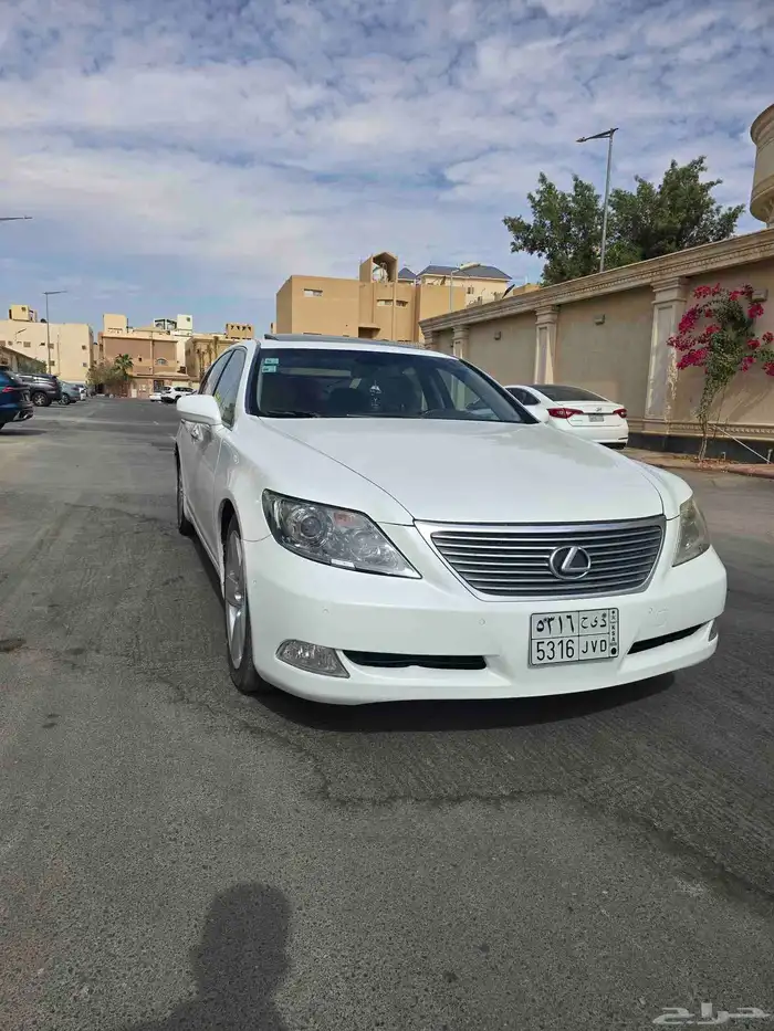 لكزس 460 امريكي موديل 2008 ماشيه 216 الف 0