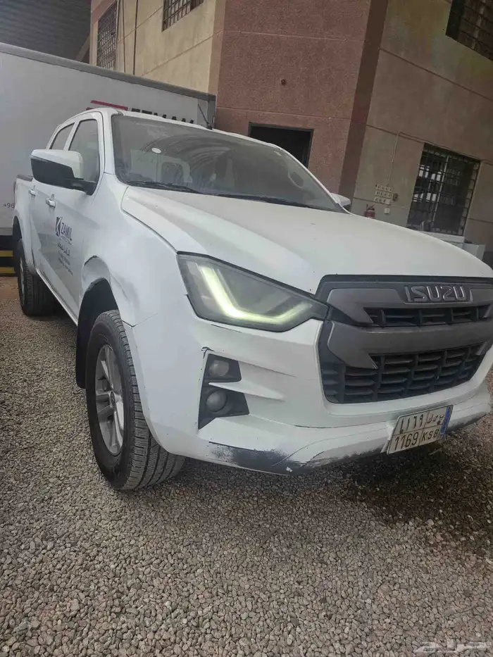 ايسوزو بكب غمارتين دبل موديل 2021 3