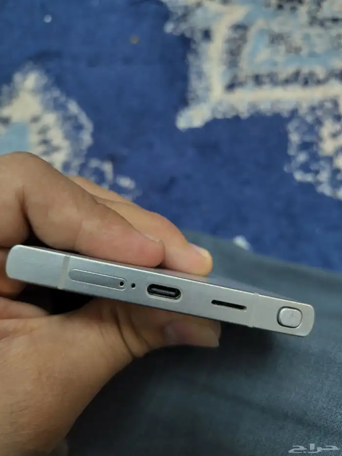 للبيع جلكسي أس 24 الترا 256 رام12 مع ساعه سامسونج 7 44m 5