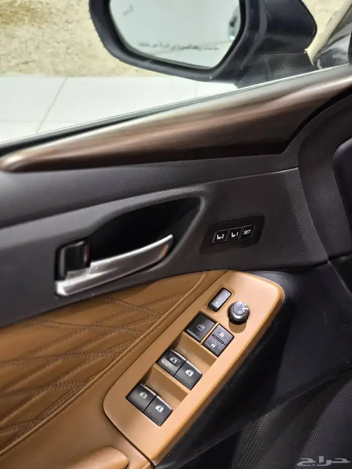 تويوتا افالون موديل 2021 بحاله ممتازه 17