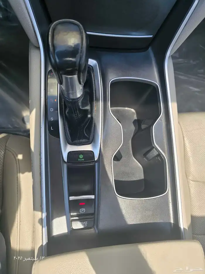 هوندا اكورد فئة EX فل 2022 16