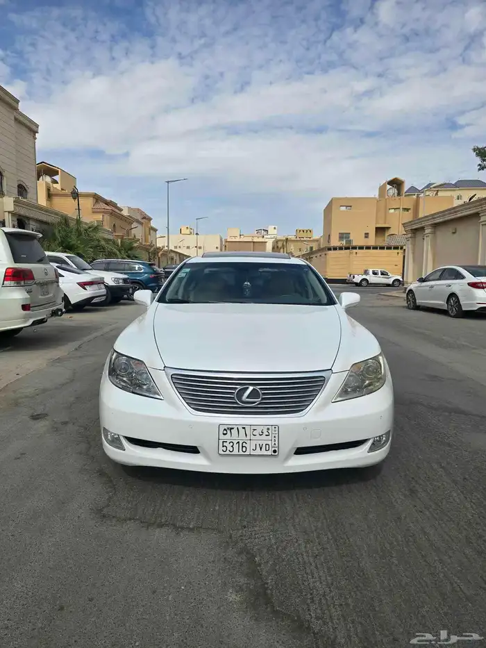 لكزس 460 امريكي موديل 2008 ماشيه 216 الف 3